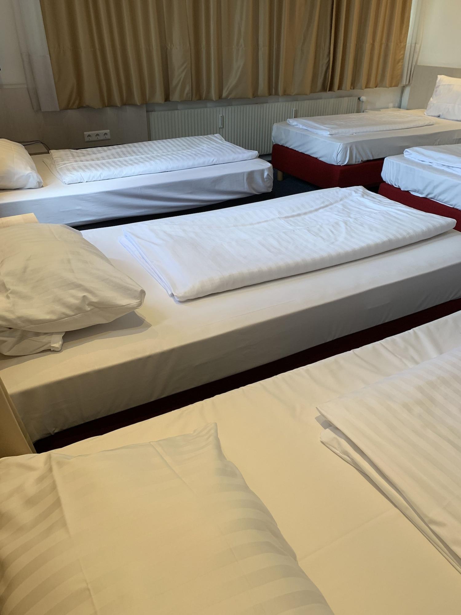Hotel New Fair Munich Messe Eksteriør billede