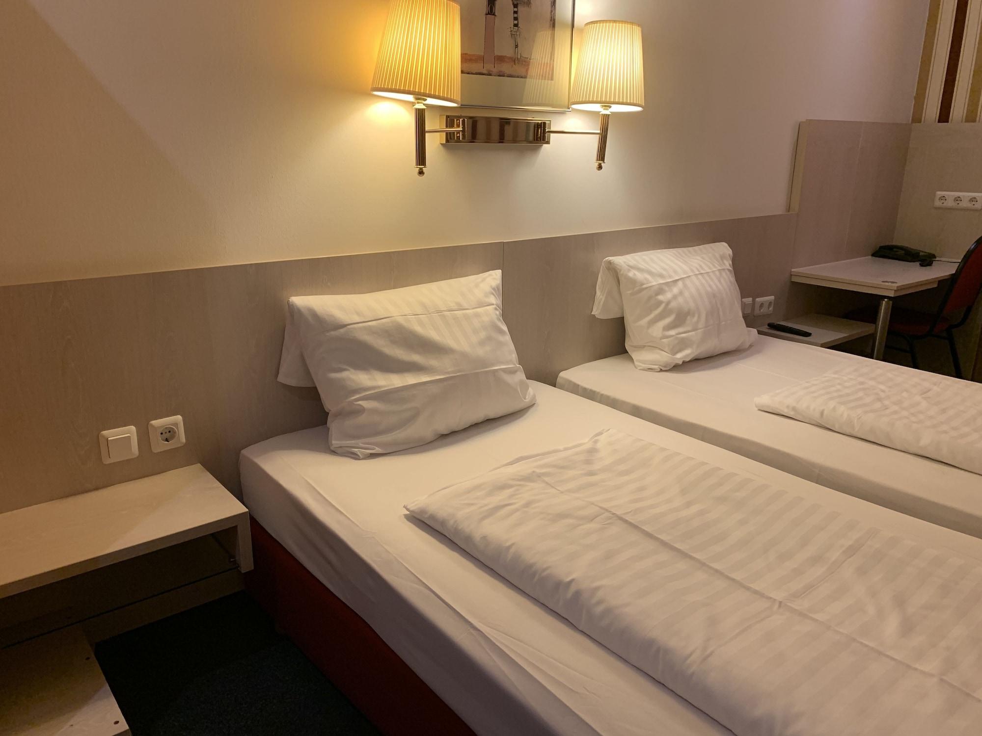 Hotel New Fair Munich Messe Eksteriør billede