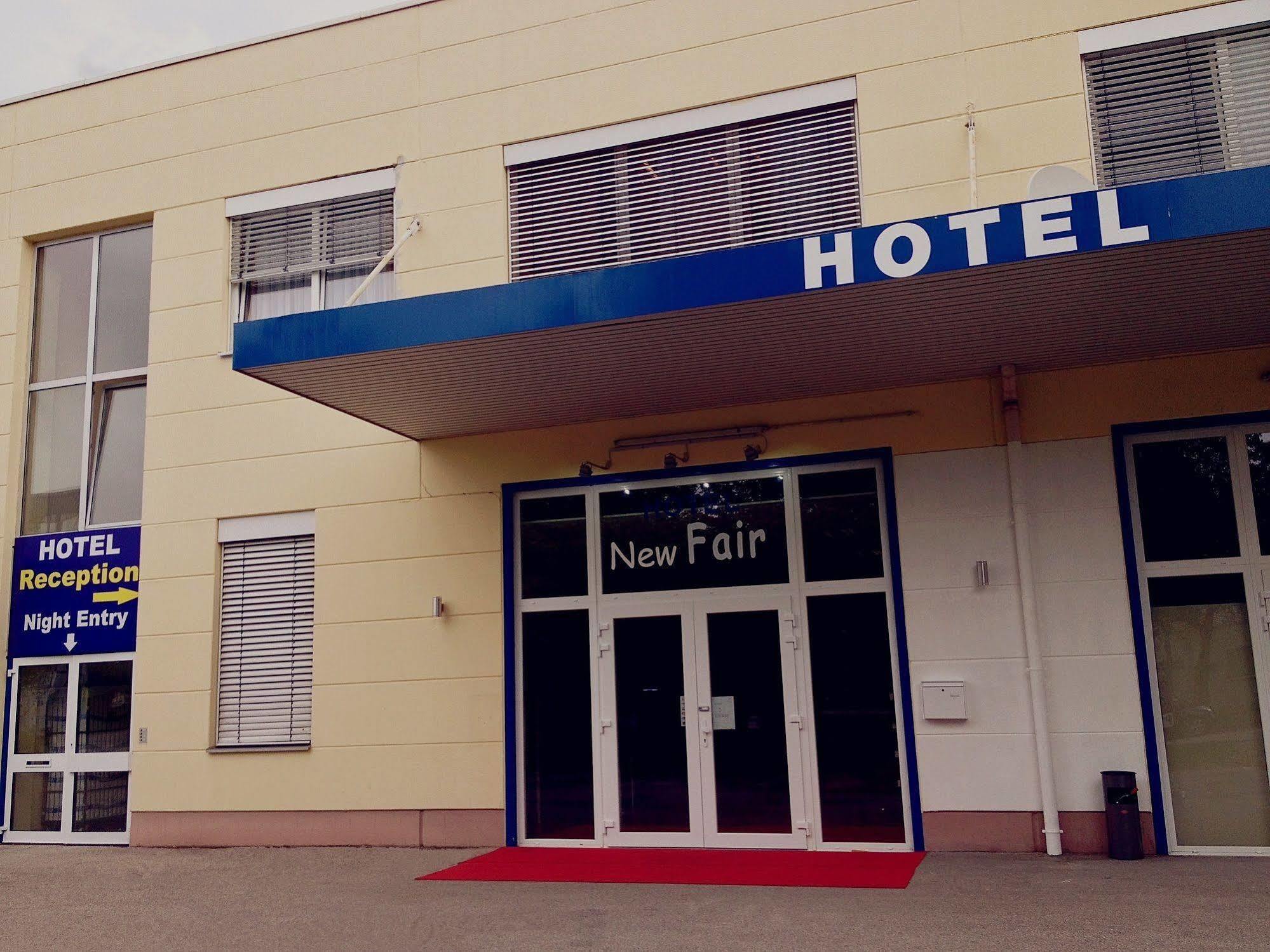 Hotel New Fair Munich Messe Eksteriør billede